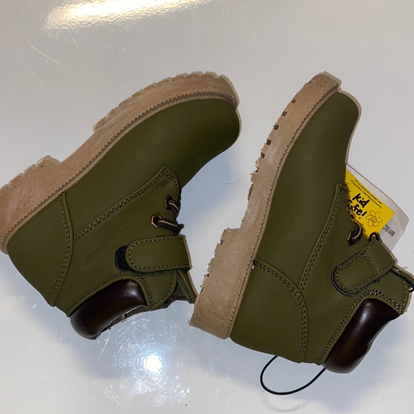 XOXO Other - Kids cool boots Sz:9